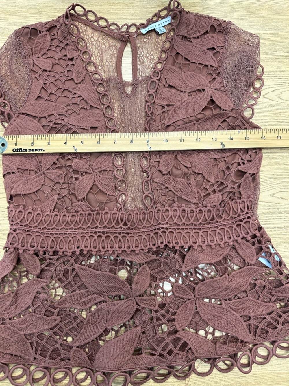 Haute Monde crochet floral lace top - Picture 7 of 9